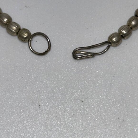 Vintage Coral Color Beaded Necklace With Ornate Metal Accents & Hook Clasp - Picture 9 of 11